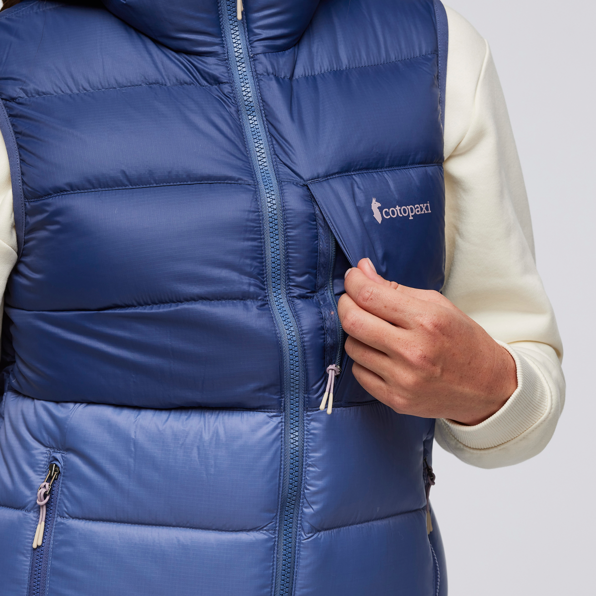 Fuego Max Down Vest - Women's - Image 32