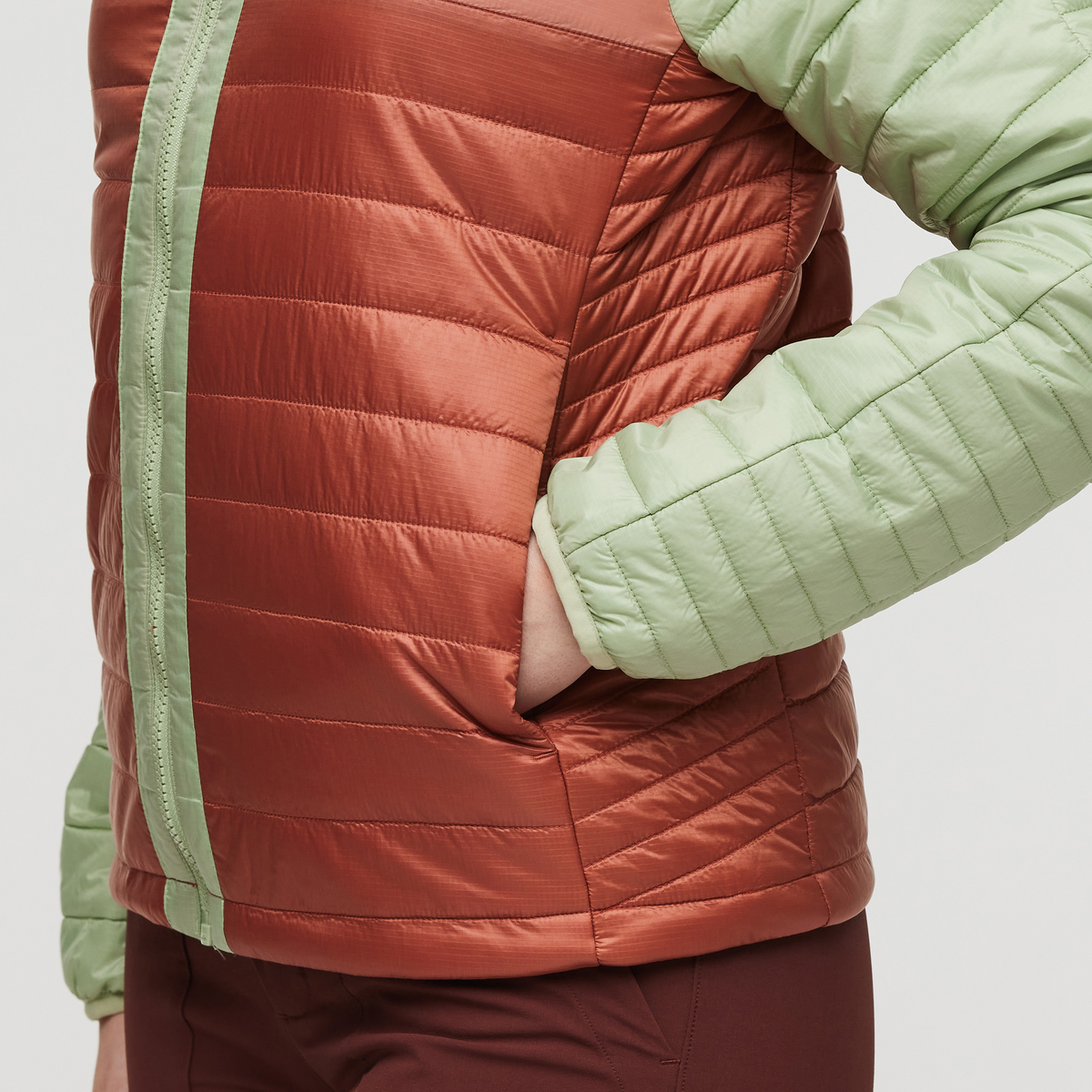 Capa Insulated Hooded Jacket - Women's - Image 17