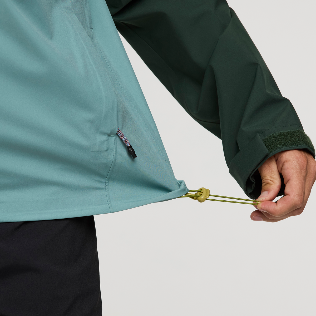 Impermeo 3L Hooded Shell Jacket - Men's - Image 20